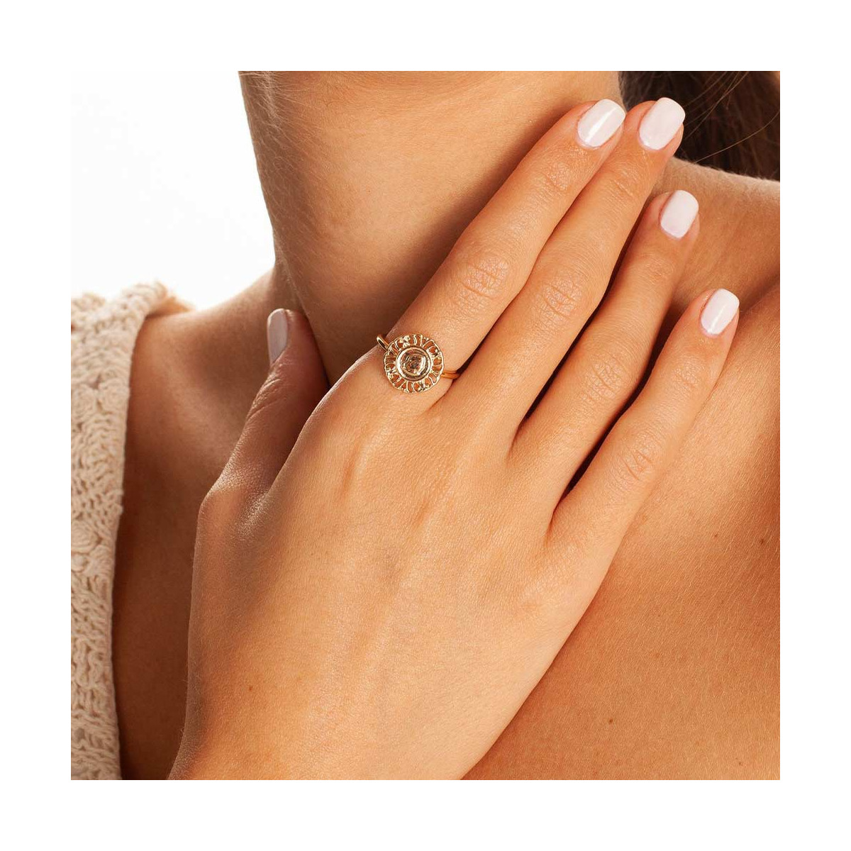 Bague Ovale Ouverte Dorée - Taille Ajustable 56 - Bijou Fantaisie élégant