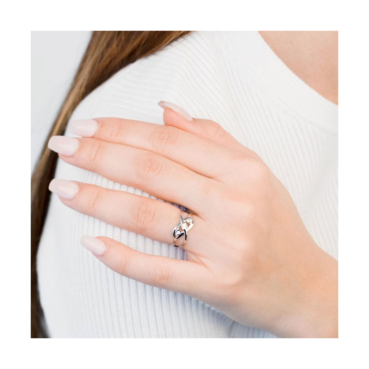 Bague Or Blanc 375 "ALANA" Diamants 0,03 carats Bague "Alana" Or blanc et Diamants