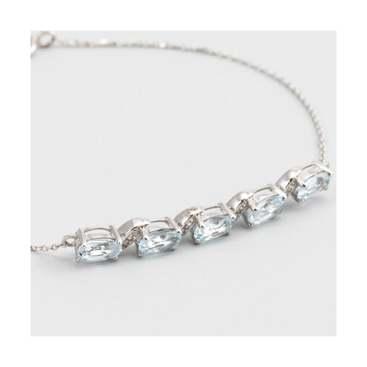 Bracelet Or Blanc Diamant et Topaze Bracelet "Lysiane" Or blanc et Topaze