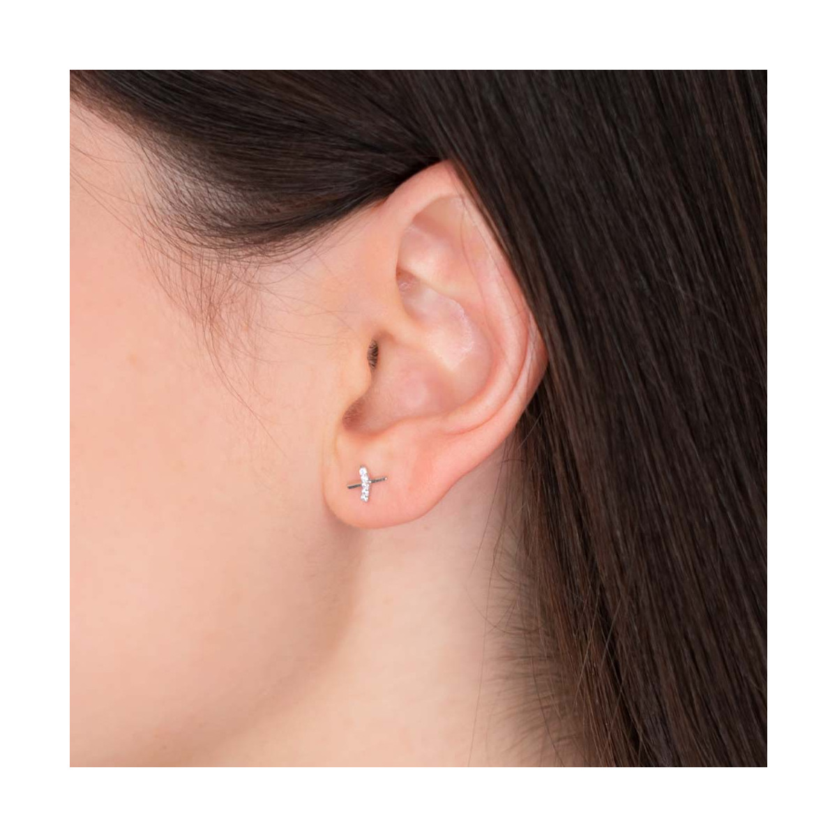 Boucles d'oreilles or blanc et oxydes de zirconium "Croisillons" Boucles d'oreilles "Emblématique" Or blanc