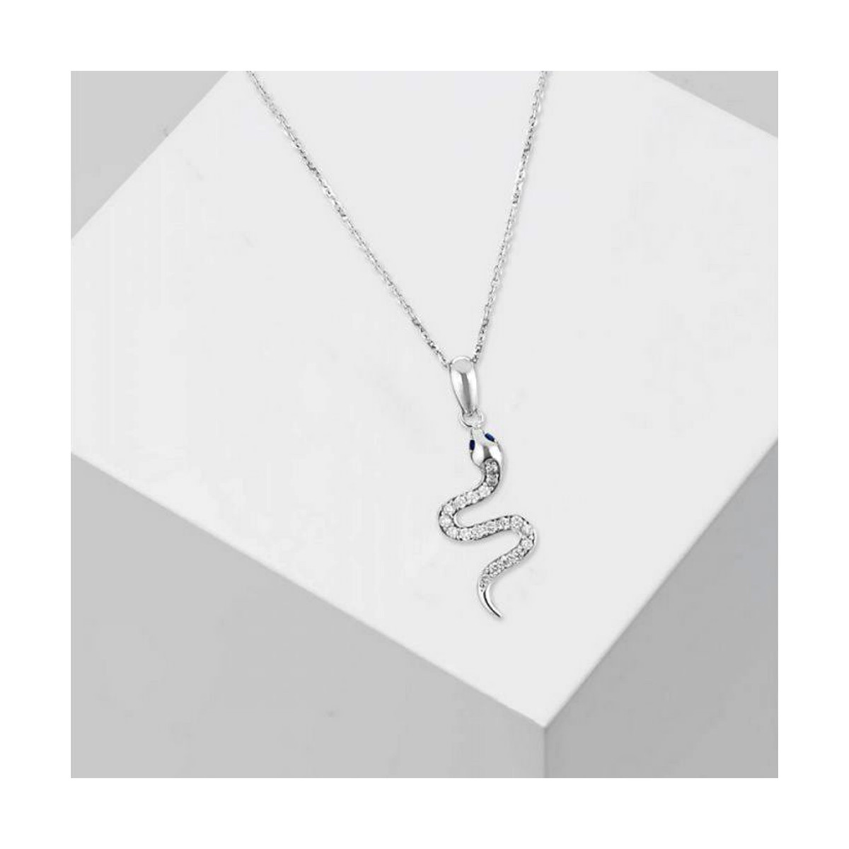 Pendentif Or Blanc et Diamant Pendentif "Yolaine" Or blanc et Diamant