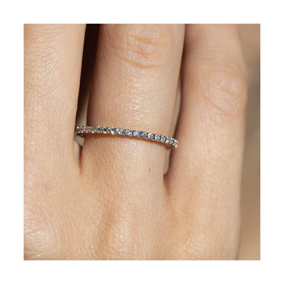 Bague Alliance "Tour Complet Lumineux" Or blanc et Diamants Bague "Adoration Divine" Or blanc et Diamant