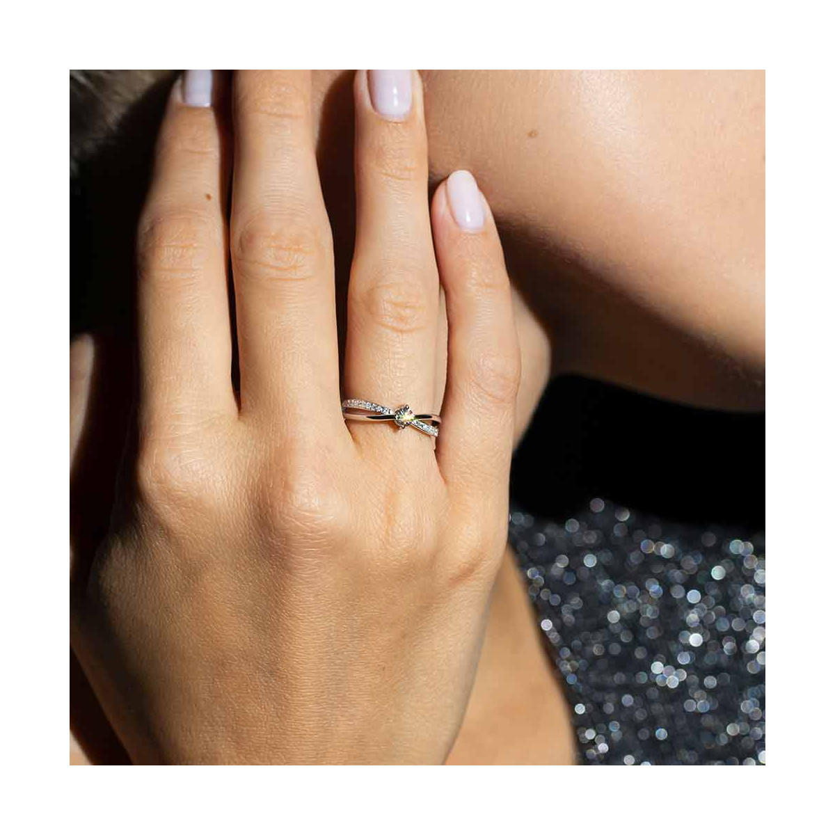 Bague "Joli Solitaire" Or blanc et Diamants Bague "Affection Majestueuse" Or blanc et Diamant