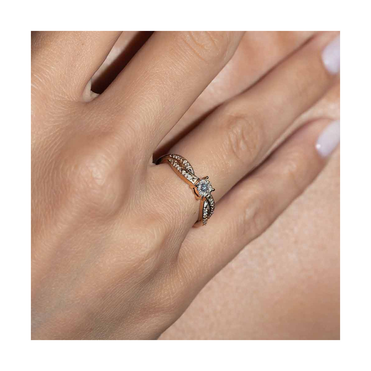 Bague "Eclat Joli" Or jaune et Diamants Bague "Aimante" Or jaune et Diamant
