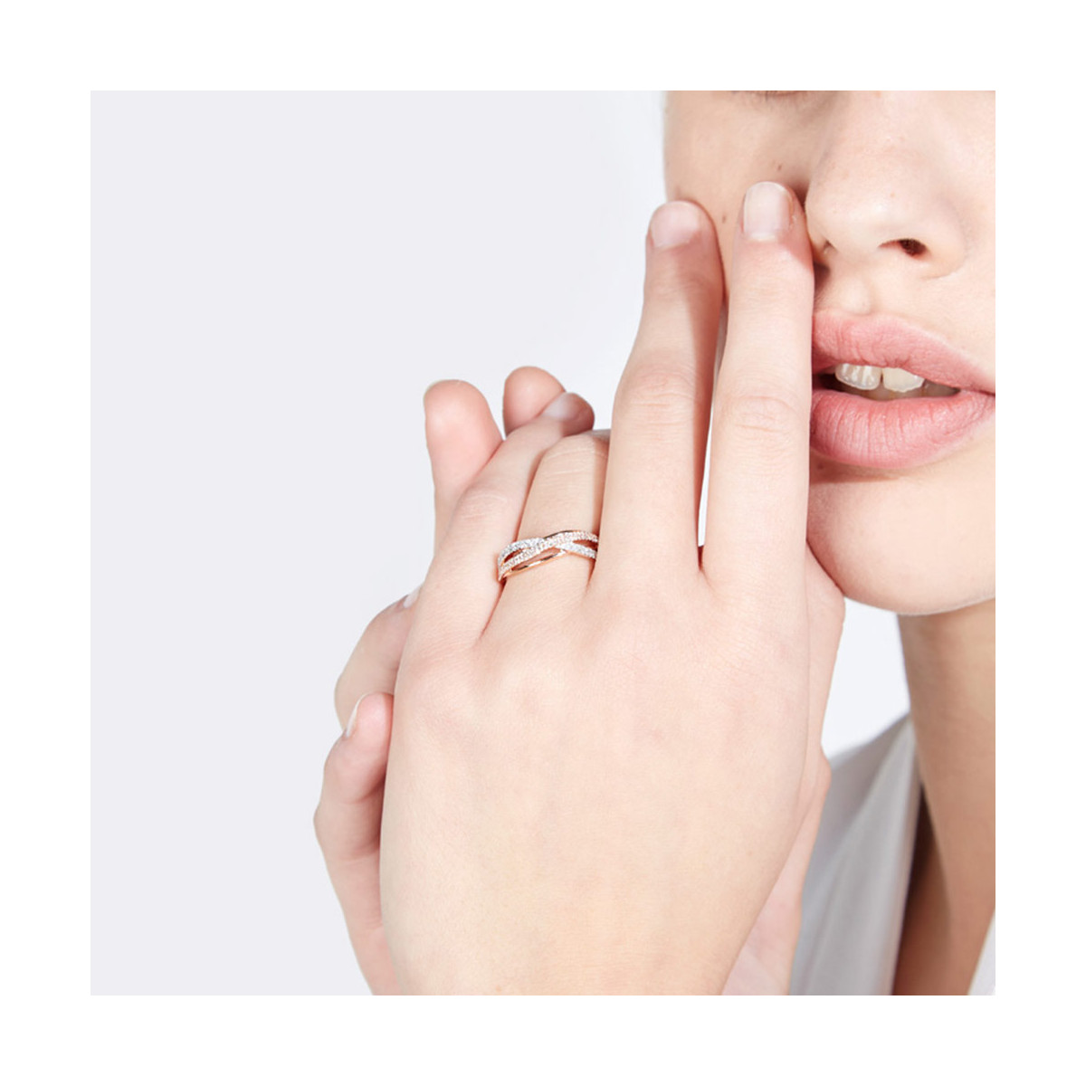 Bague " Cyrielle" Or rose et Diamant