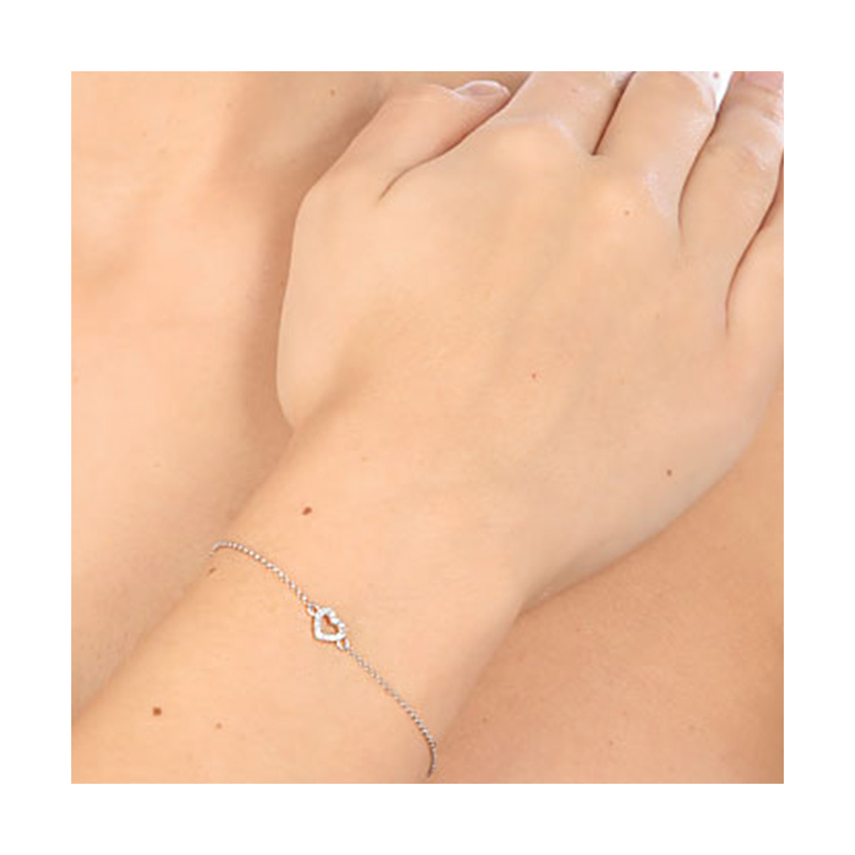 Bracelet Or Blanc et Diamants 0,04 carat " MINI COEUR"