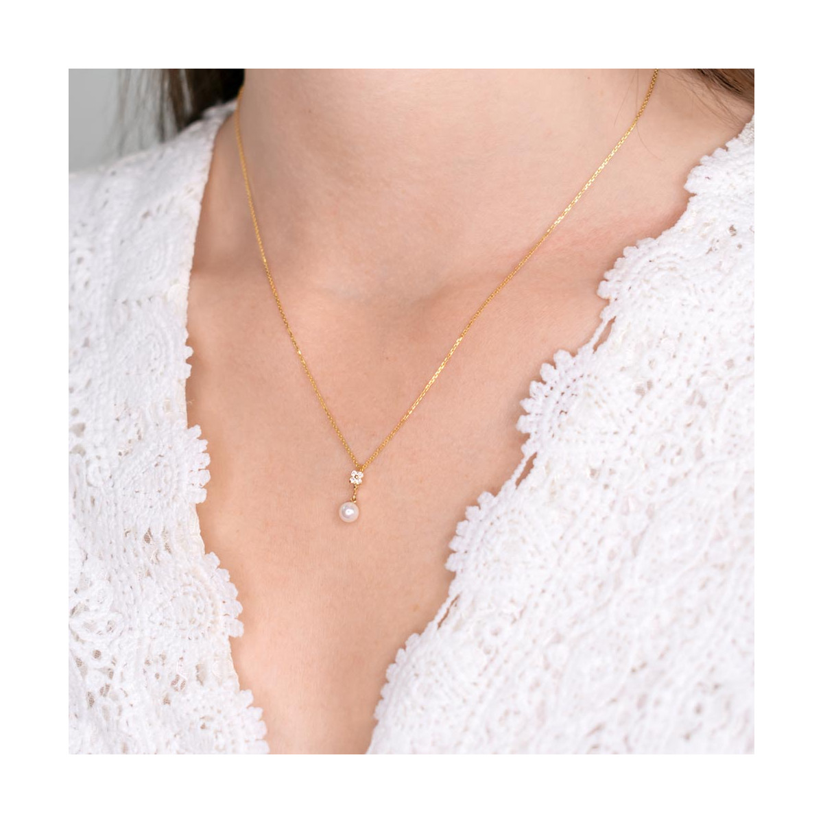 Pendentif Or Jaune 375/1000 et Perle Pendentif "Constance" Or jaune