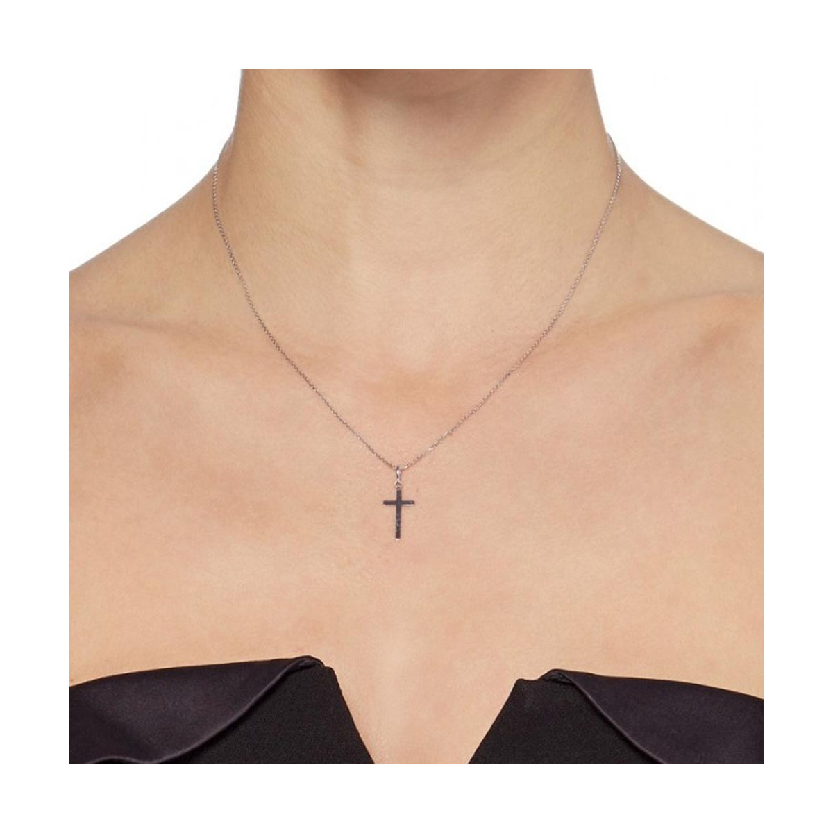 Pendentif Or Blanc "Croix Croyance" + chaîne argent offerte Pendentif "Vénération" Or blanc