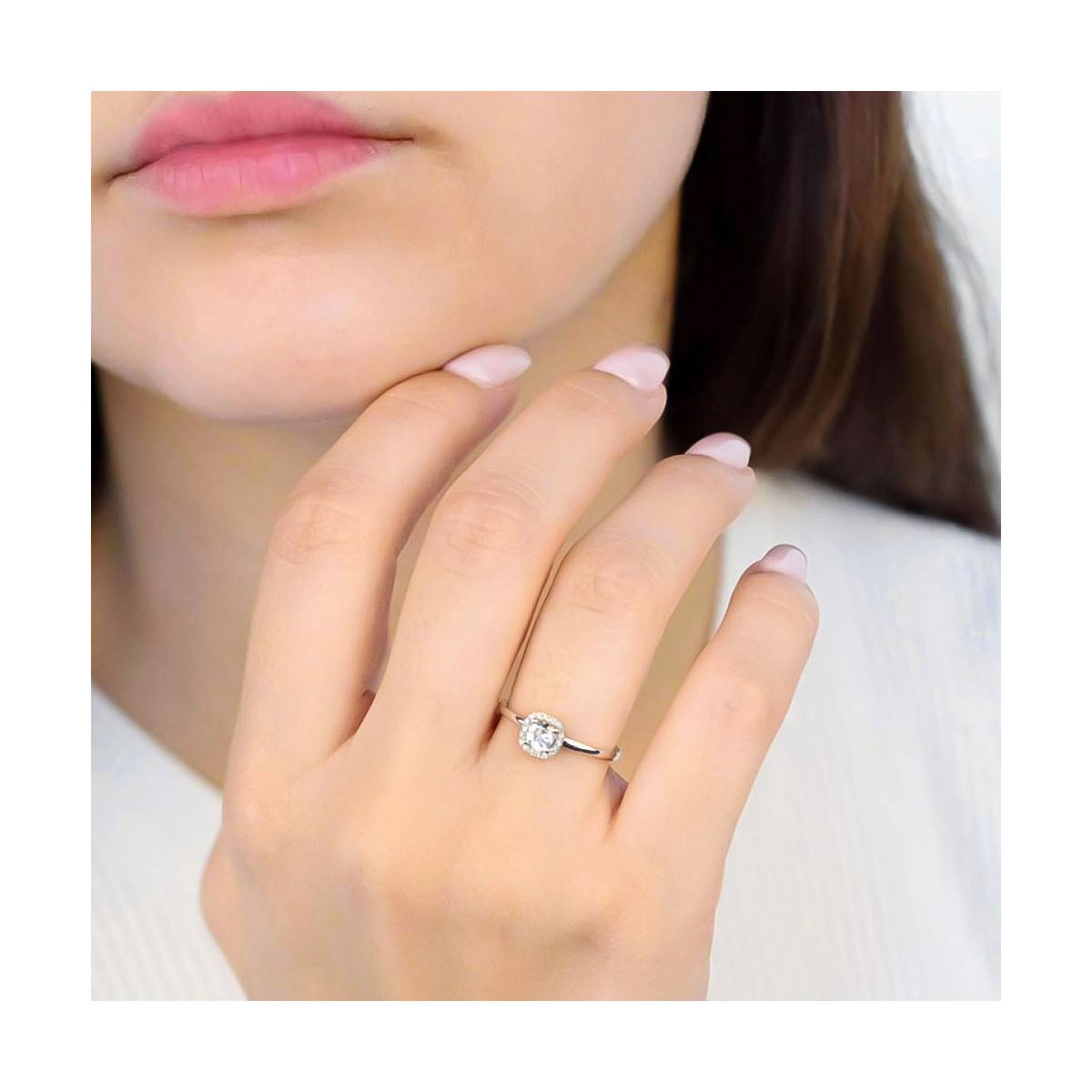 Bague "Carré Topazien" Or blanc et Diamants Bague "Discrete" Or blanc et Topaze