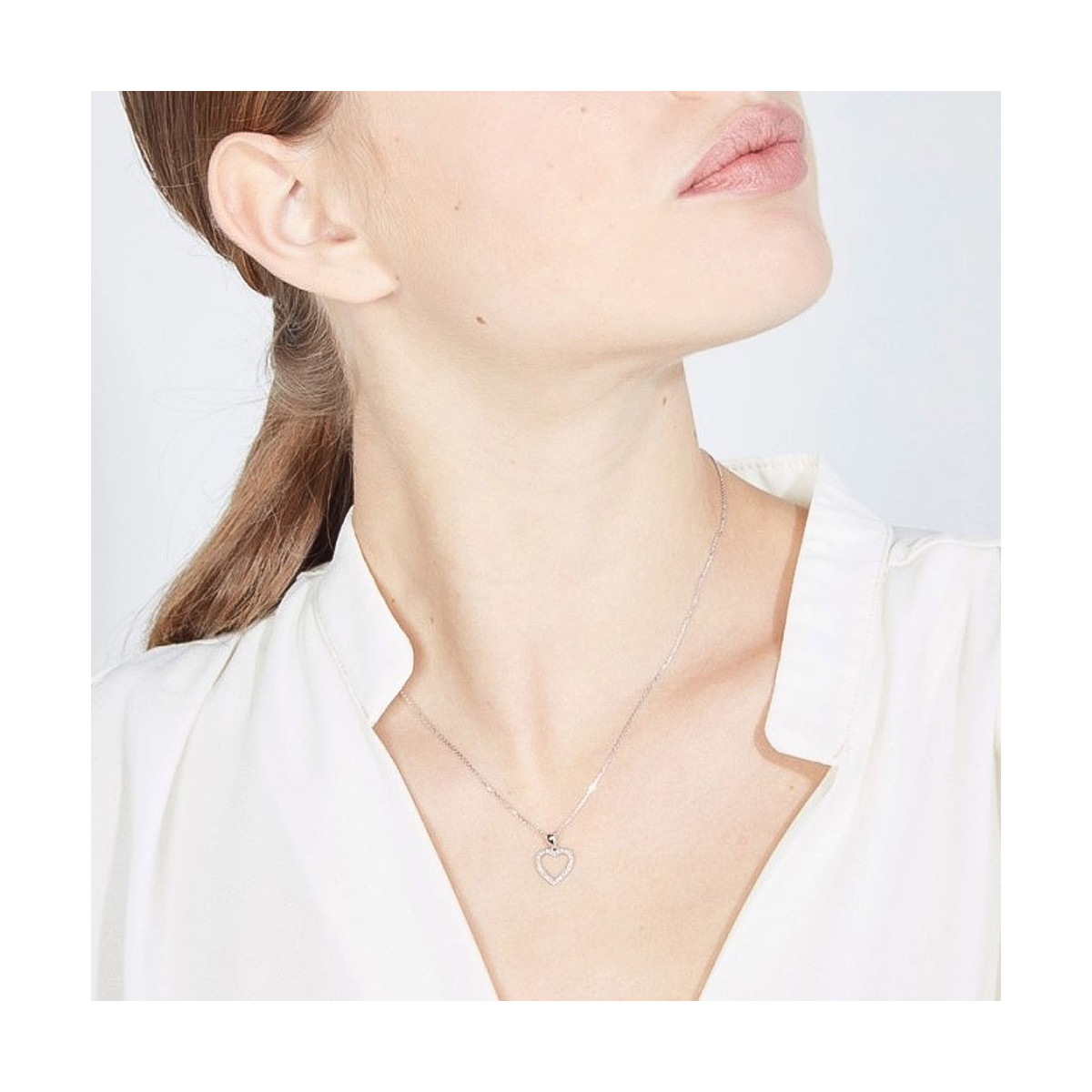 Pendentif Or Blanc et Diamants 0,13 carat "ÉLUE DE TON COEUR" + chaîne argent offerte Pendentif "Sidonie" Or blanc et Diamant