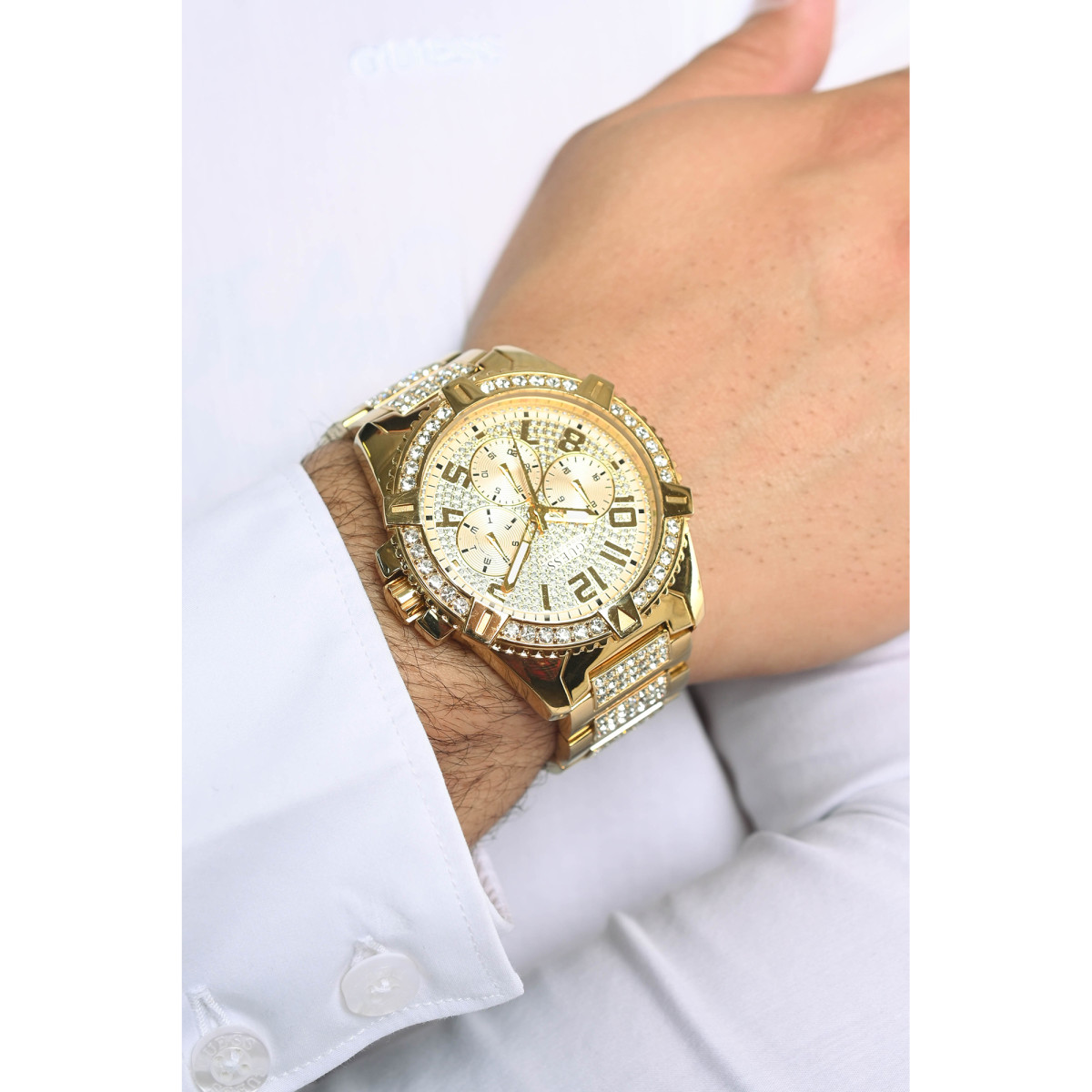Montre Guess Mens Sport - W0799G2 Montre Guess Frontier - W0799G2