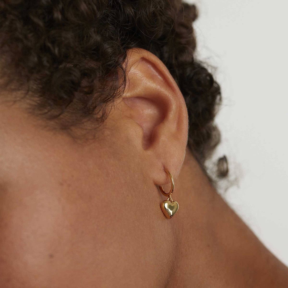 PDPAOLA Boucles d'Oreilles - L'ABSOLU GOLD - en argent doré PDPAOLA Boucles d'Oreilles - L'Absolu Gold - en argent plaqué or - AR01-364-U