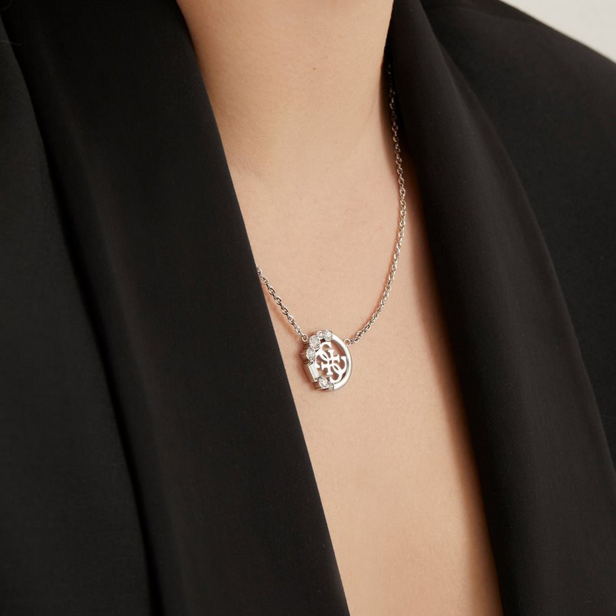 Collier Guess "Pure light" Acier rhodié Collier Guess "Pure light" Acier rhodié - JUBN01106JWRH