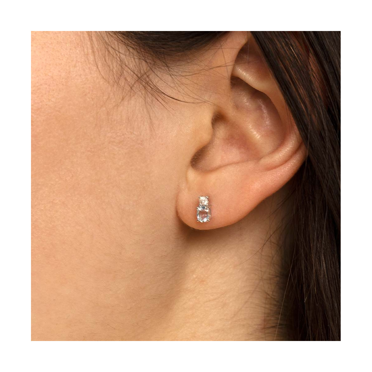 Boucles d'oreilles Or Blanc Diamant et Topaze Boucles d'oreilles Or Blanc Diamant et Topaze