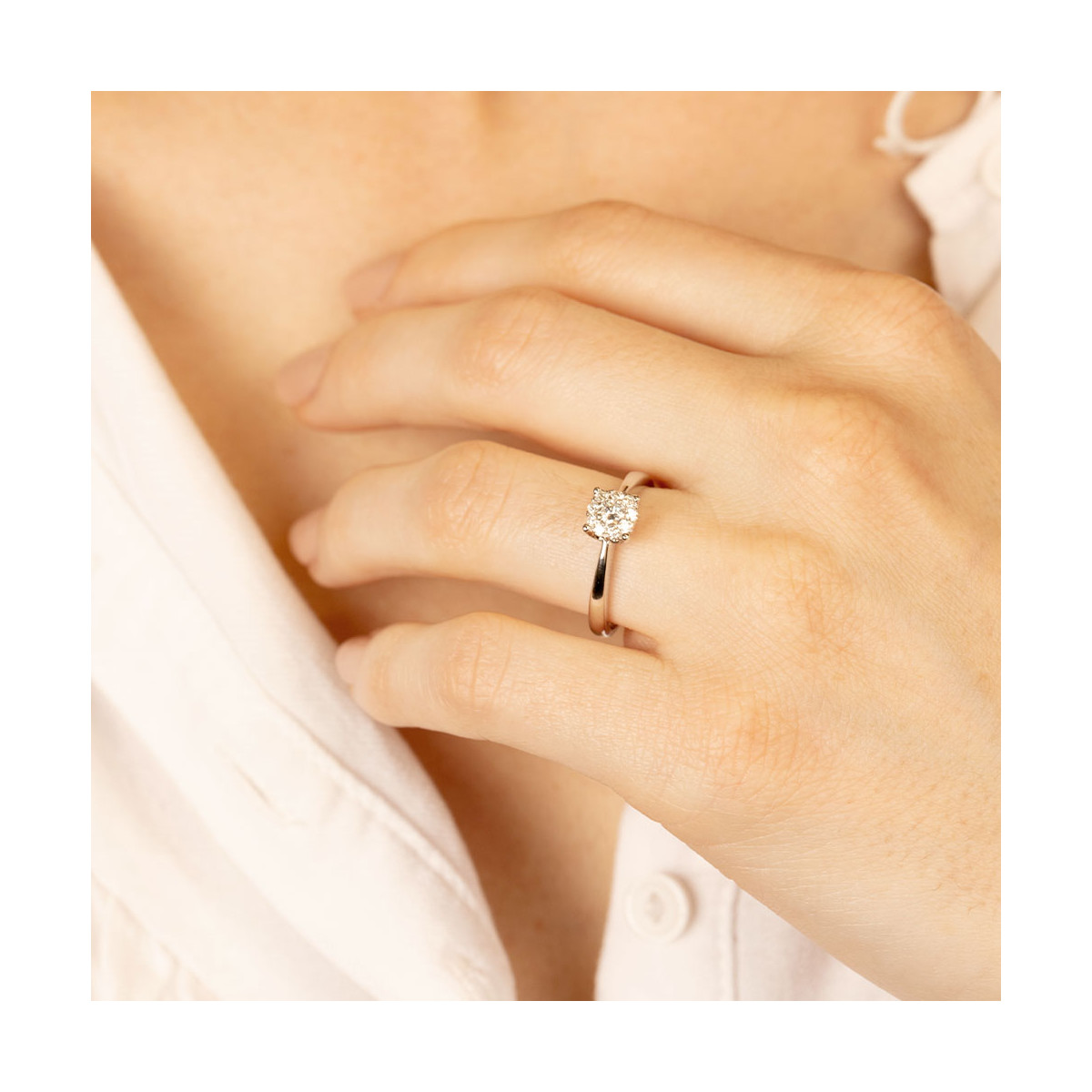 Solitaire "Brillant Lucia" Or blanc et Diamants Bague "Aristocratique" Or blanc et Diamant