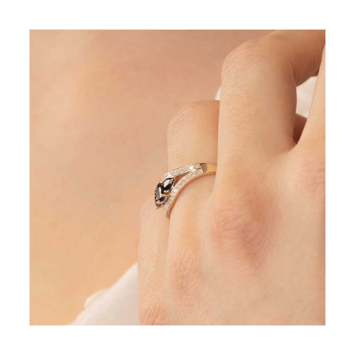 Bague " Francine" Or jaune et Saphir