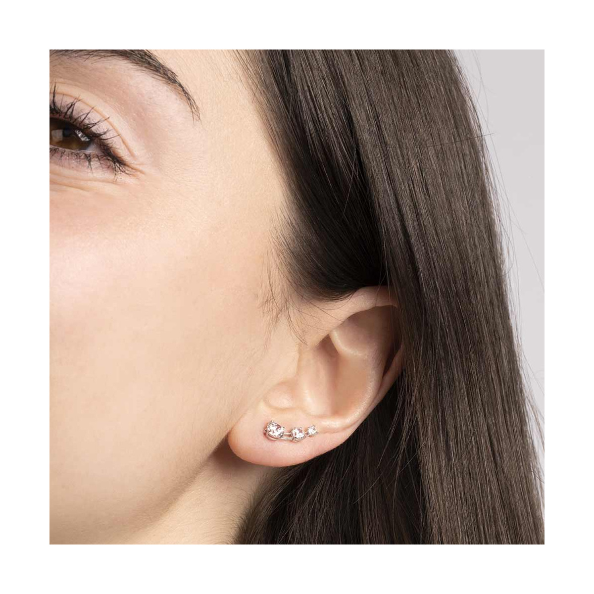 Boucles d'oreilles grimpantes or blanc et oxydes de zirconium "Trio de Pierre" Boucles d'oreilles "Enchanté" Or blanc