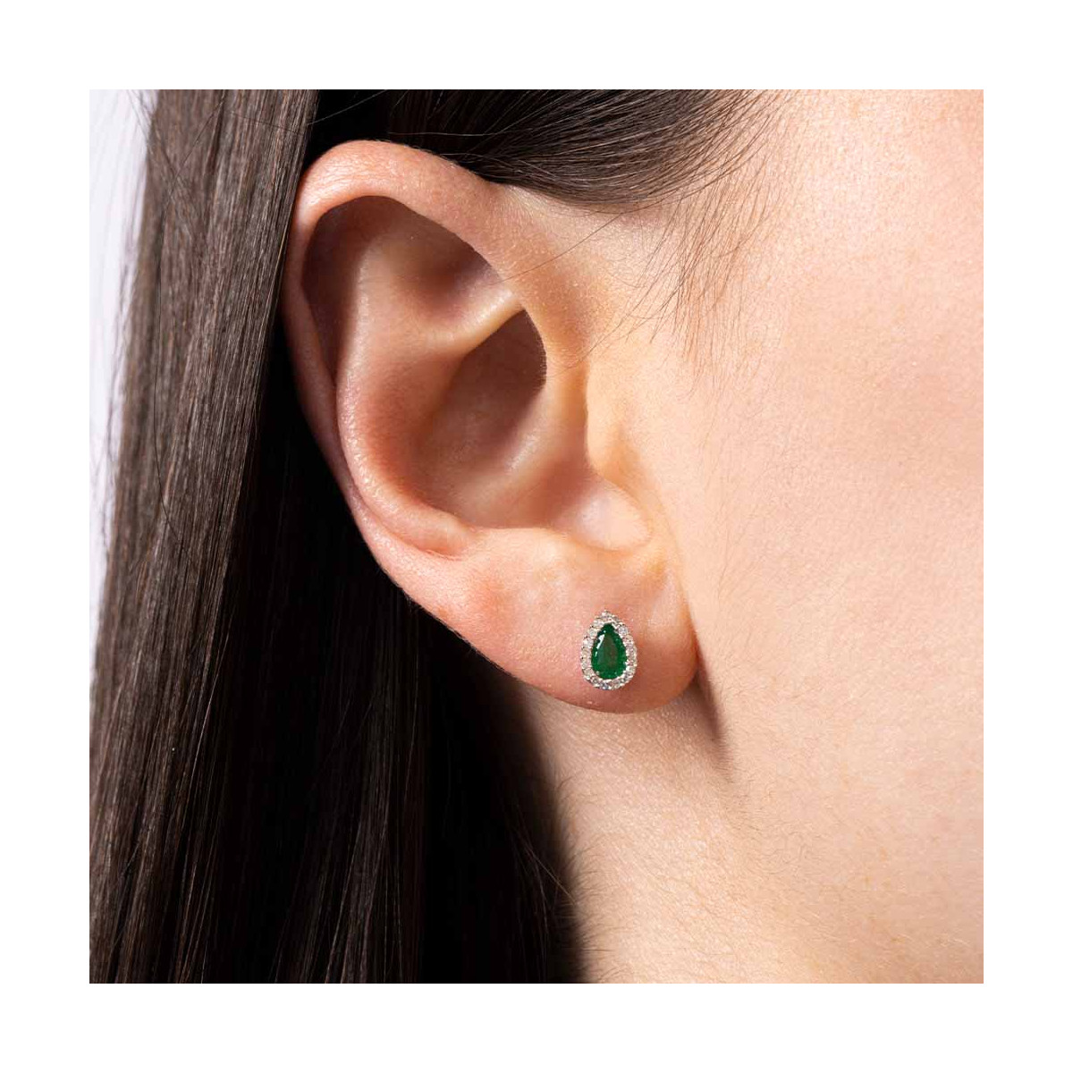 Boucles d'oreilles "Sunbury" D 0,10/34EM 0,66/2 Boucles d'oreilles "Éléonore" Or blanc et Grenat