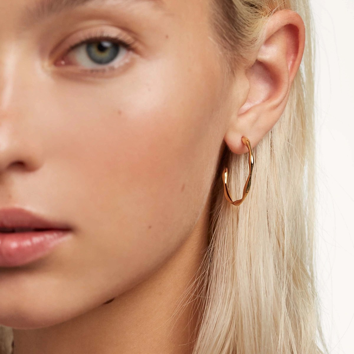 PDPAOLA Boucles d'Oreilles - FIVE - PDPAOLA Boucles d'oreilles Vanilla - Five - en argent plaqué or - AR01-306-U