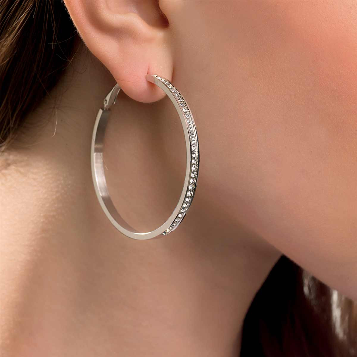 Boucles d'oreilles Guess "All around Guess" Acier rhodié Boucles d'oreilles Guess "All around Guess" Acier rhodié - UBE28094