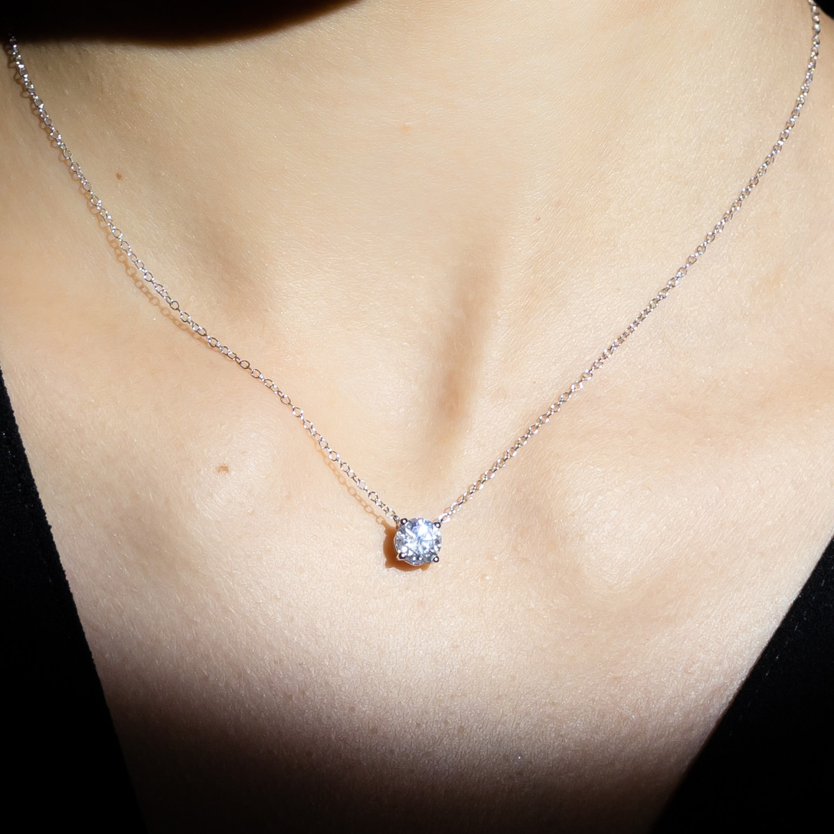 Collier "Collier Impérial 1" Or et Diamants Collier "Attachement Sacré" Or blanc et Diamant