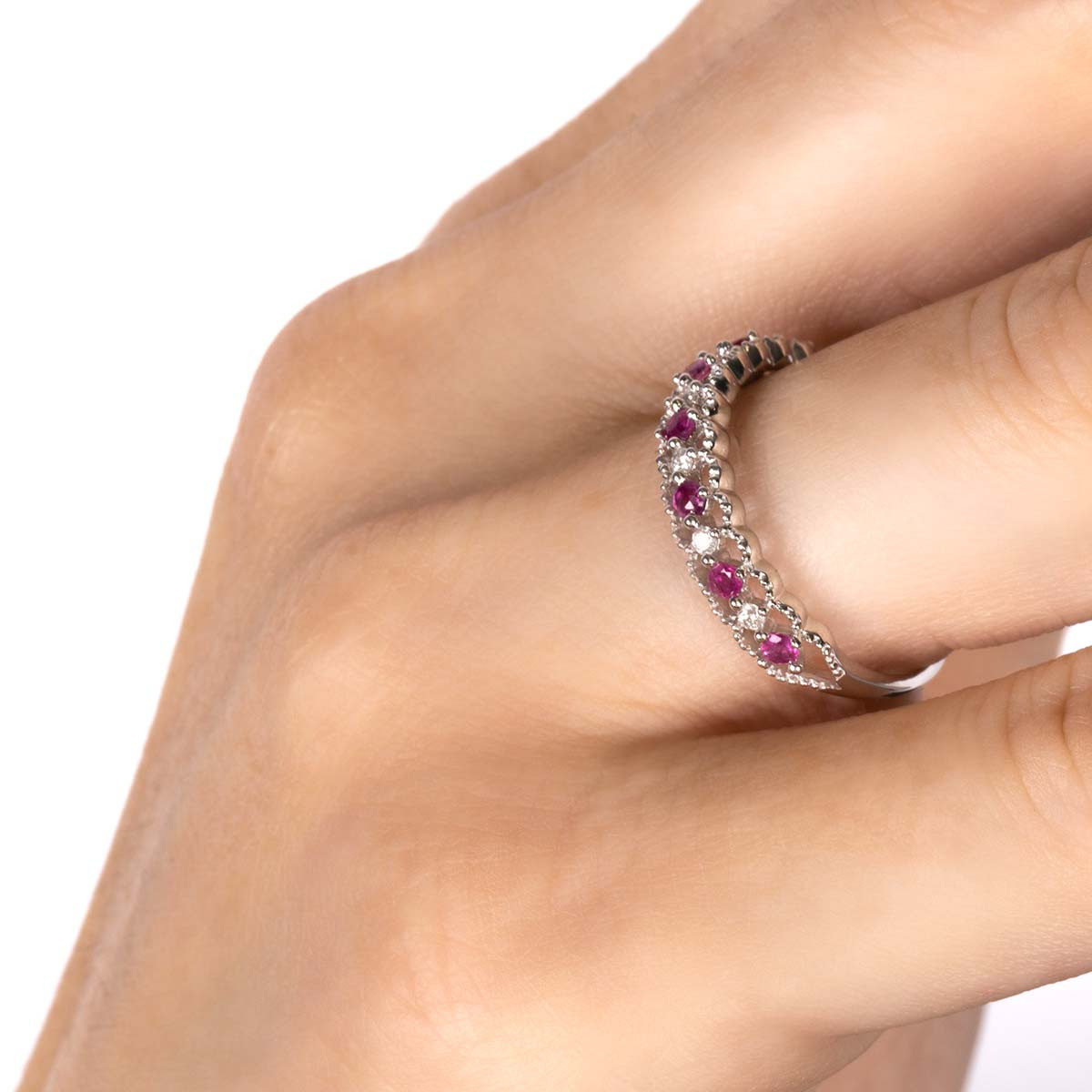 Bague " Hyacinthe" Or blanc et Rubis