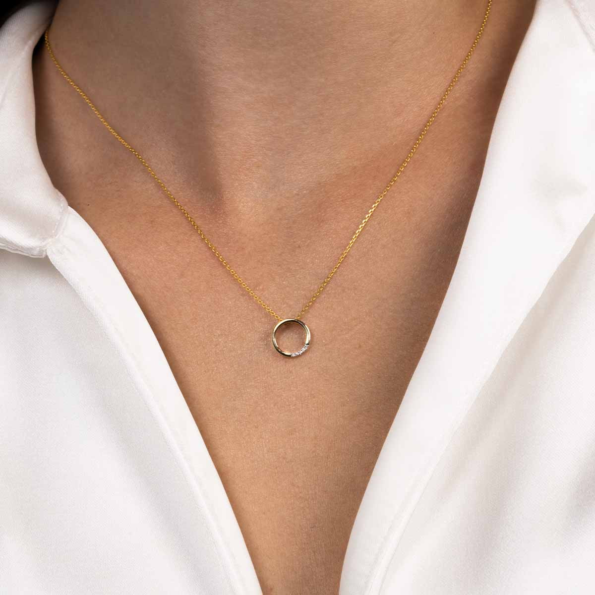 Pendentif "Cercle" Or et Diamants Pendentif "Coraline" Or jaune et Diamant