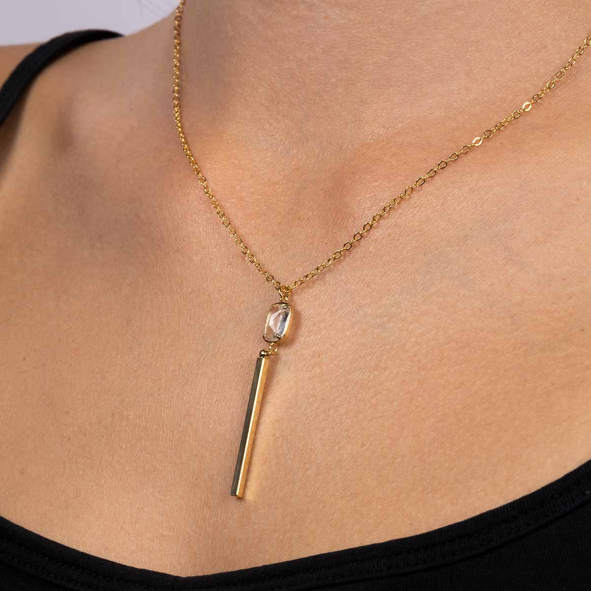 Collier laiton doré monté d'une crystal blanche " Louna " Collier "Orageuse" Crystal Laiton doré