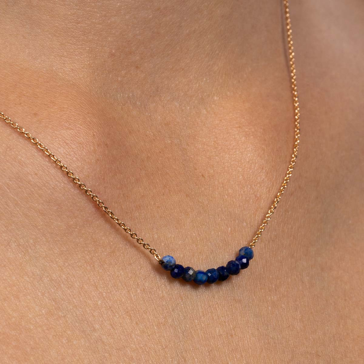 Collier doré et Lapis Collier "Horizon" Lapis Lazuli Bleu Cléophée Laiton doré