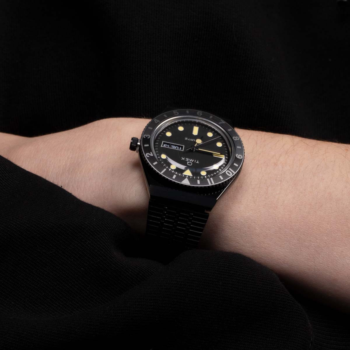 Montre Homme Timex "Q Timex Color" Boîtier 38 mm Cadran Noir-TW2U61600 Montre Homme Timex "Q Timex Color" Boîtier 38 mm Cadran Noir-TW2U61600
