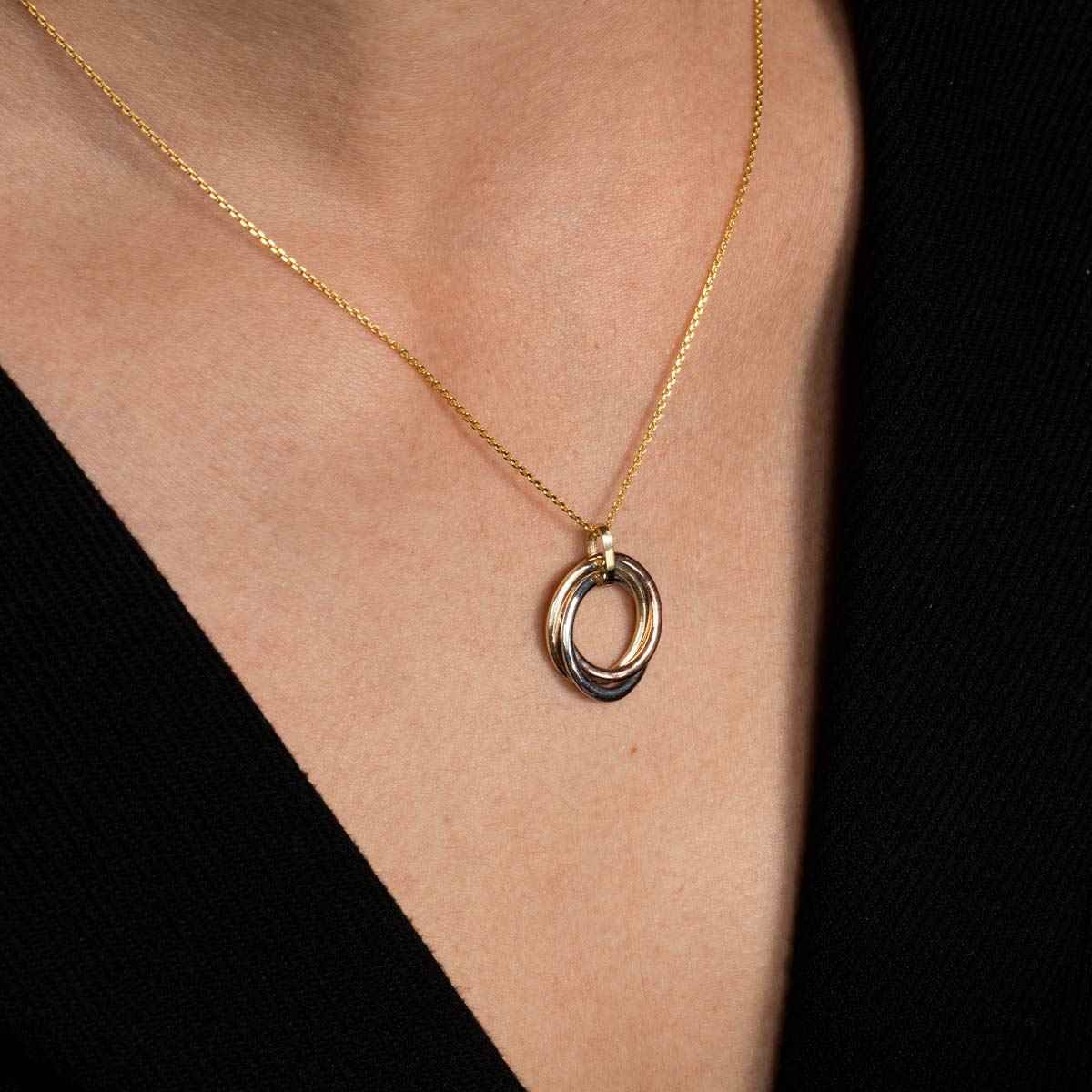 Pendentif "Trio de cercle" Or Tricolore 375/1000 Pendentif "Brindille" Or tricolore
