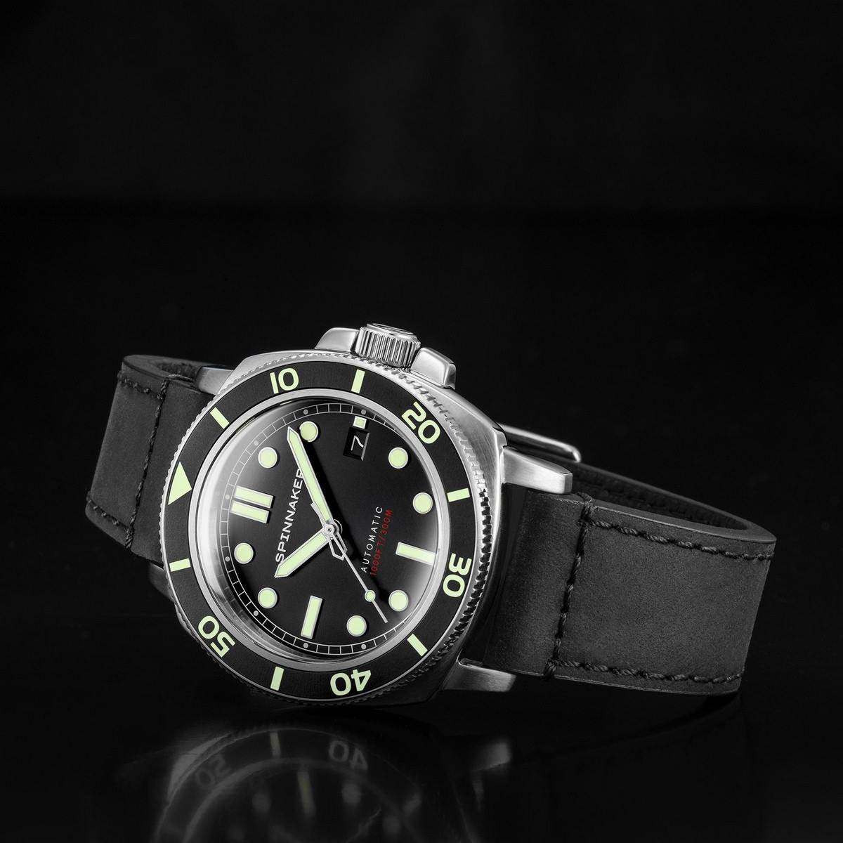 Montre Spinnaker HULL DIVER automatique - cadran et bracelet noir