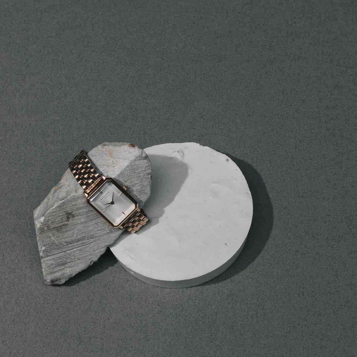 Montre Rosefield Femme "Octagon" Quartz - Boîtier métal doré rose Montre Rosefield Femme "Octagon" Quartz - Boîtier métal doré rose - OCWSRG-O42