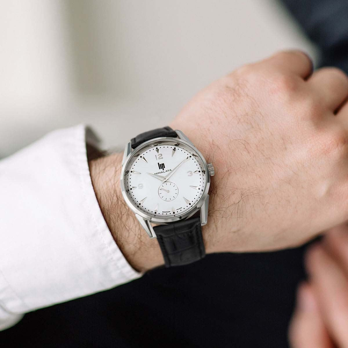Montre mixte Lip "HIMALAYA" 40 mm cadran blanc - 671240 Montre mixte Lip "HIMALAYA" 40 mm cadran blanc - 671240
