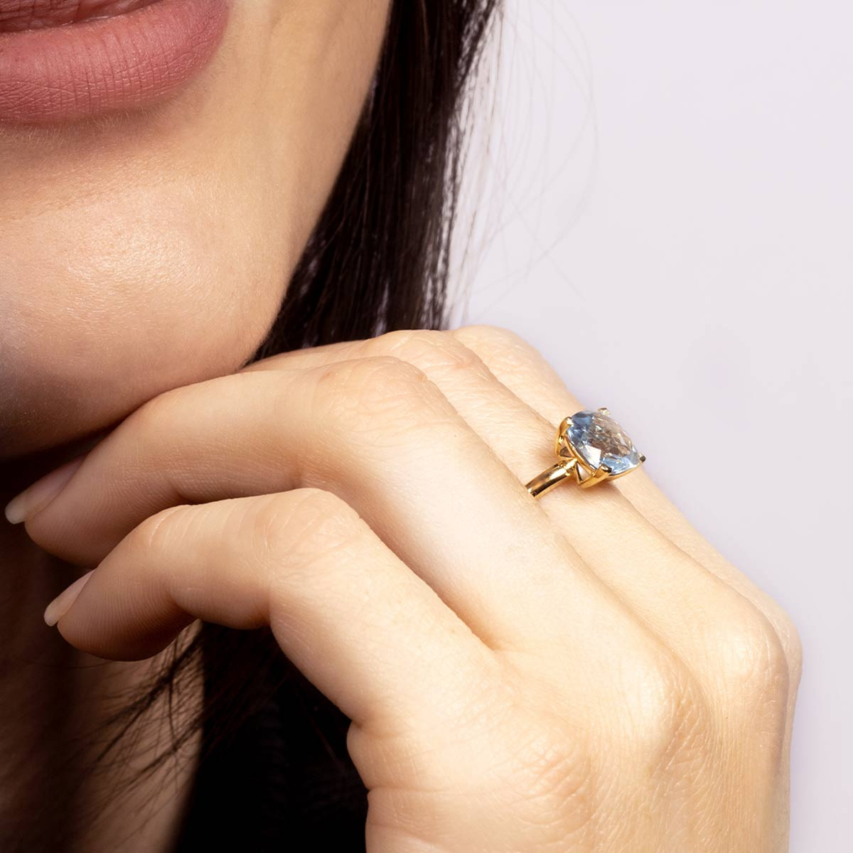 Bague "Douceur Envoûtante" Or jaune et Topaze