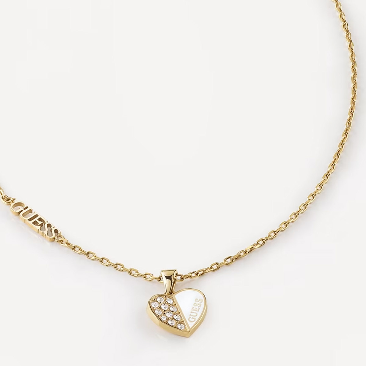 Collier Guess "Lovely Guess" Acier doré cœur Collier Guess "Lovely Guess" Acier doré cœur - JUBN03035JWYG