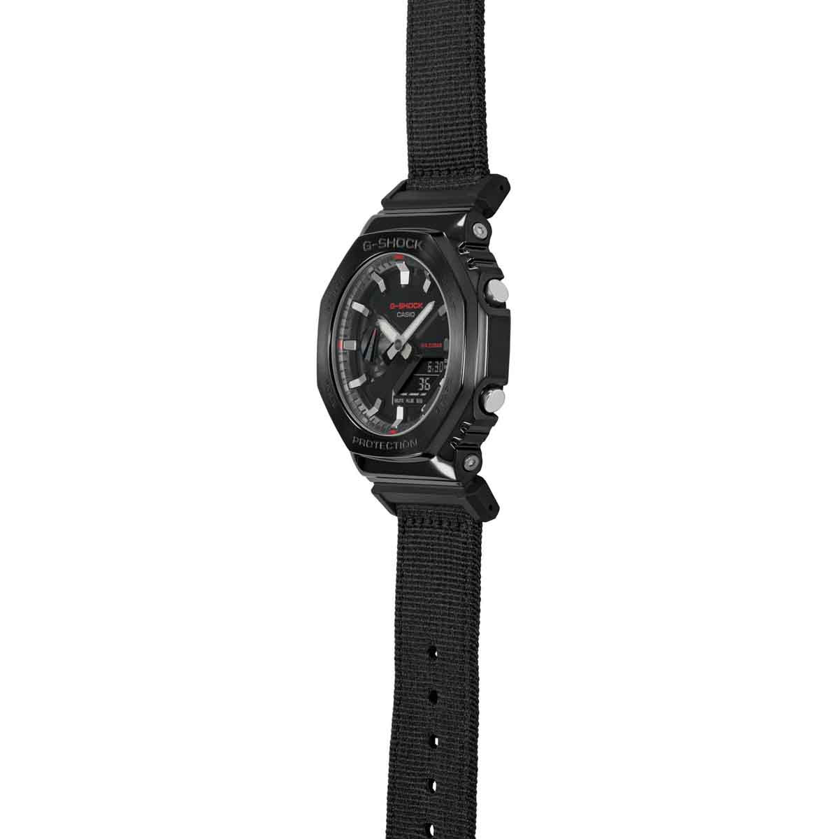 Montre Casio G-SHOCK Classic - GM-2100CB-1AER Montre Casio G-SHOCK Classic - GM-2100CB-1AER