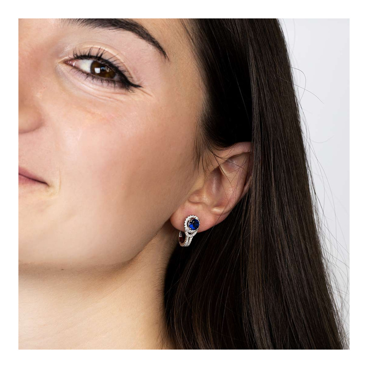 Boucles d'oreilles en argent et oxydes de zirconium "Impératrice" Boucles d'oreilles en argent et oxydes de zirconium "Impératrice"