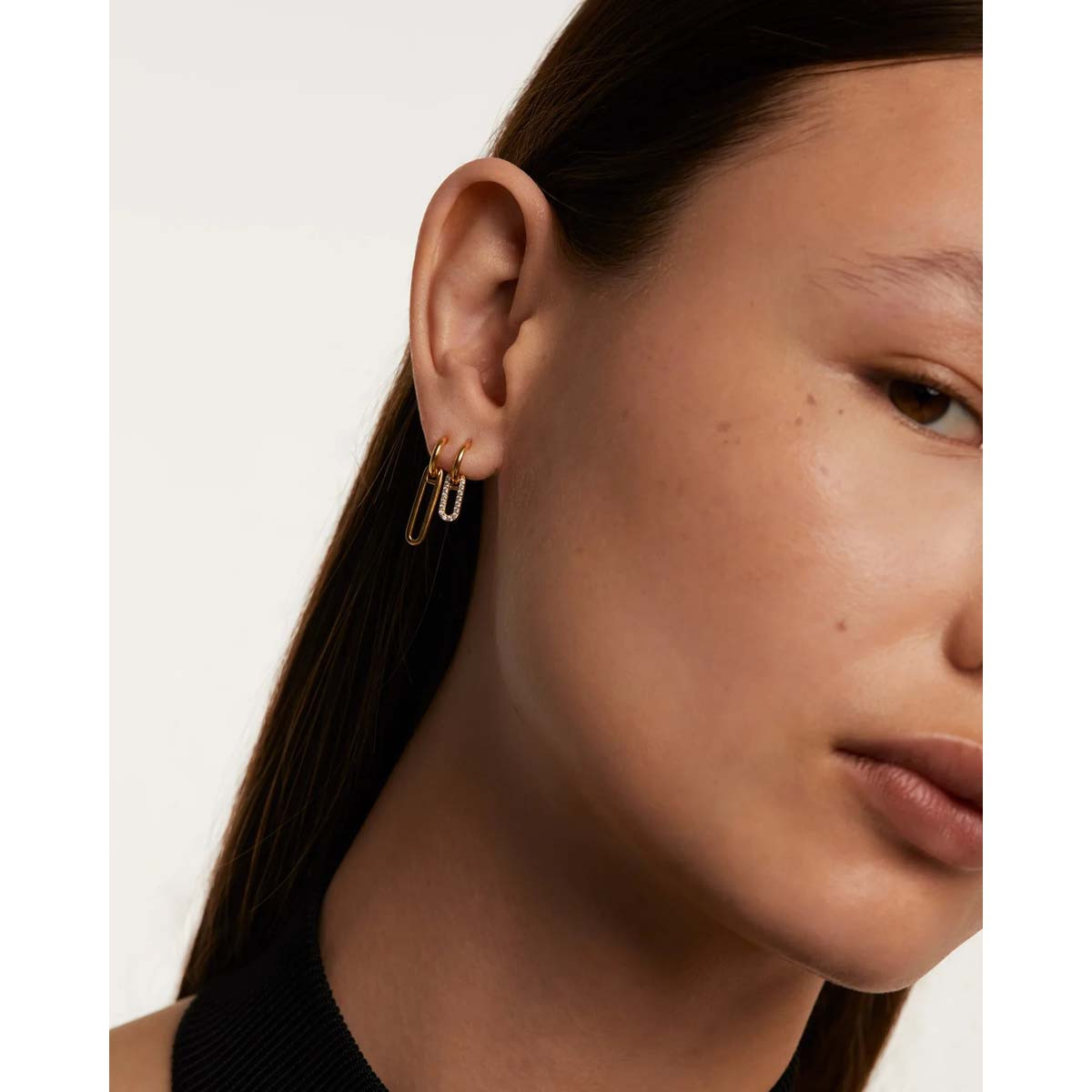PDPAOLA Boucles d'oreilles en argent doré - Nexa- AR01-828-U PDPAOLA Boucles d'oreilles en argent plaqué or - Nexa - AR01-828-U