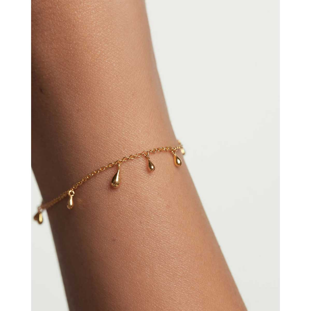PDPAOLA Bracelet en argent doré - Teardrop- PU01-588-U PDPAOLA Bracelet en argent plaqué or - Teardrop - PU01-588-U