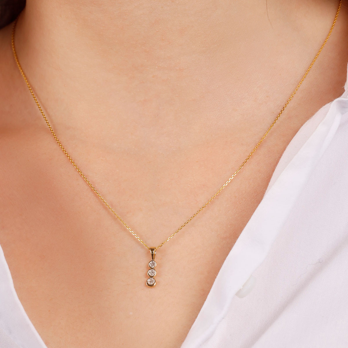 Pendentif Mini trilogy Or Jaune et Diamants Pendentif "Enclin Noble" Or jaune et Diamant