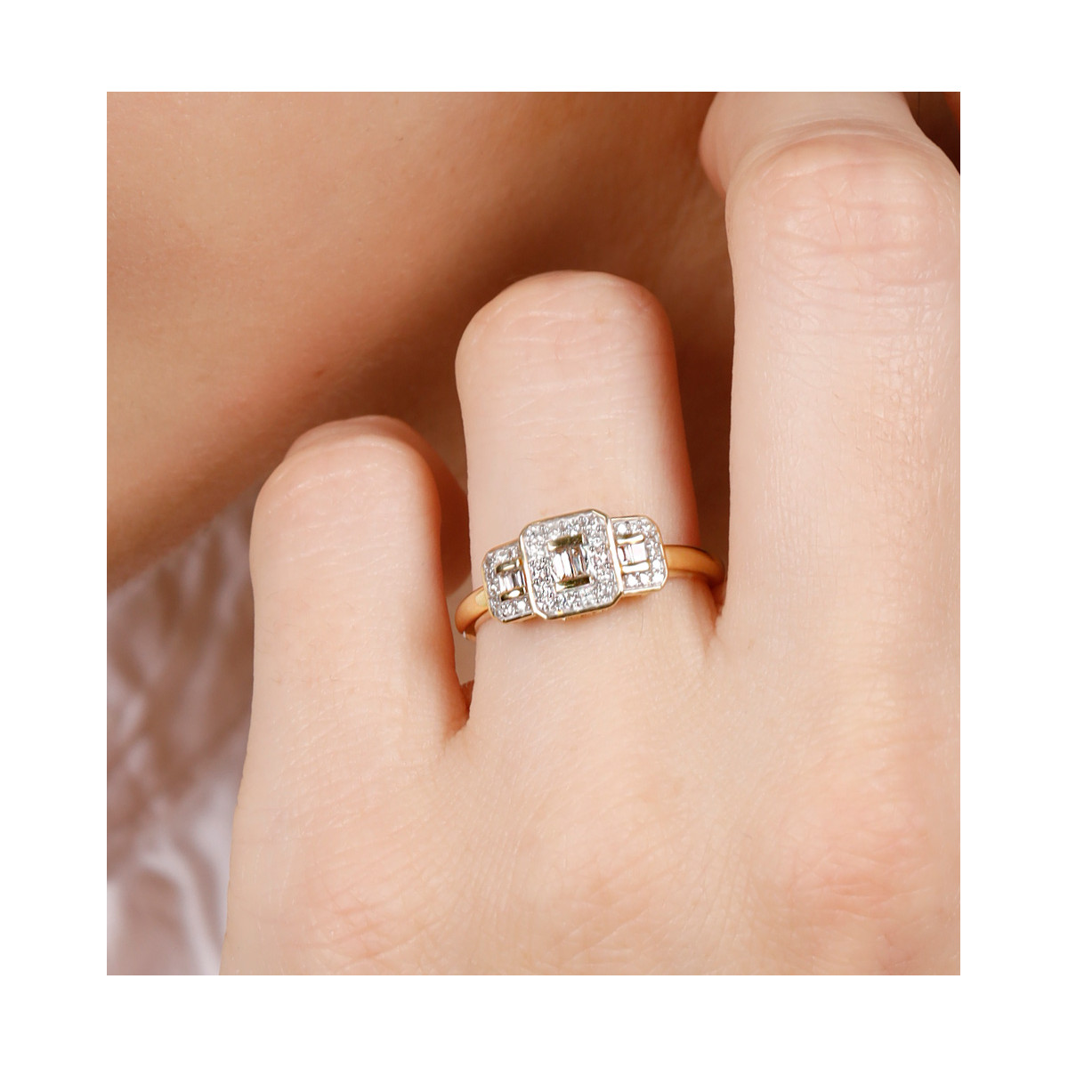 Bague "Les princesses" Or et Diamants Bague "Aurore Douce" Or jaune et Diamant