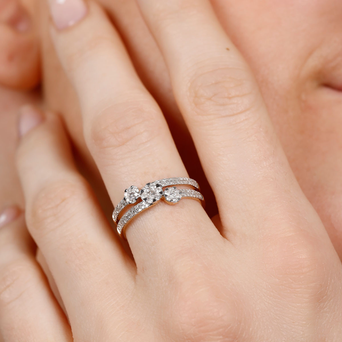 Bague "3 mots Doux" Or jaune et Diamants Bague " Delphine" Or jaune et Diamant