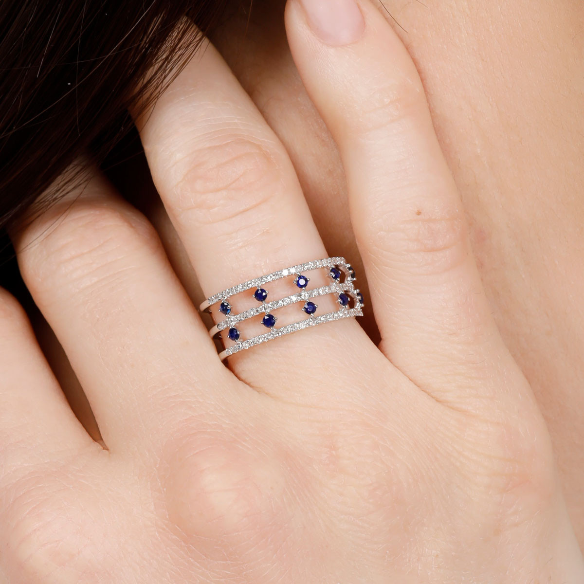 Bague "Courone des Saphirs" Or, Saphirs et Diamants Bague "Couronne des Saphirs" Or, Saphirs et Diamants