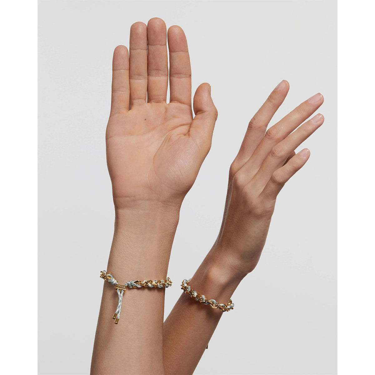 PDPAOLA Bracelet chaîne et corde en argent doré- Sky - PU01-682-U PDPAOLA Bracelet chaîne et cordon en argent plaqué or - Sky - PU01-682-U
