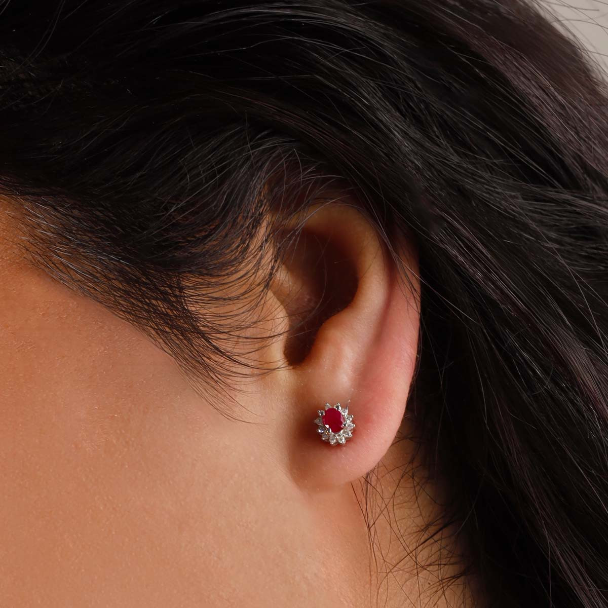 Boucles d'oreilles "Etoile" Or, Rubis et Diamants Boucles d'oreilles "Fleurie" Rubis D0,12/24 E0,30/2