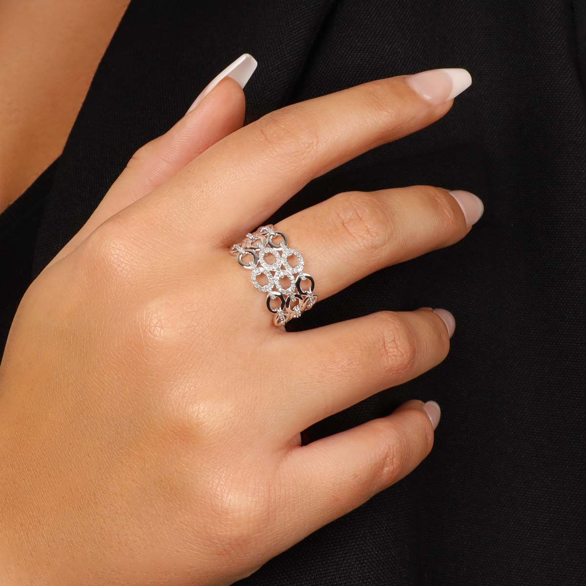 Bague "Nouons nos liens" Or blanc et Diamants Bague " Eléonore" Or blanc et Diamant