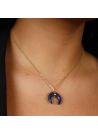 Collier doré orné de lapis bleu
