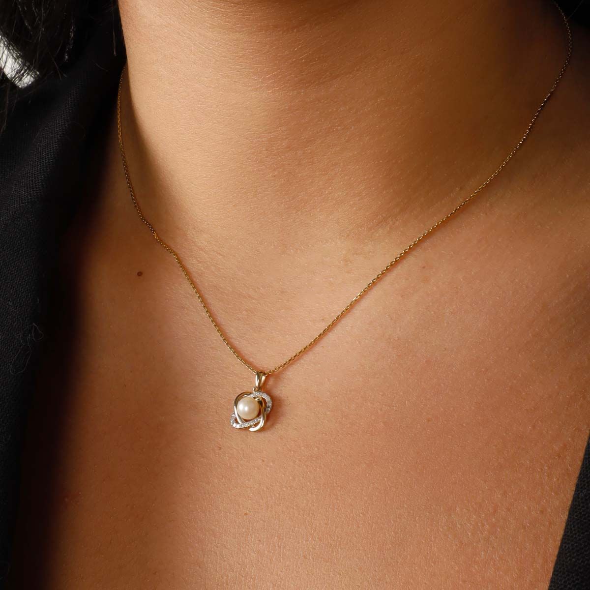 Pendentif "Gostivar Perle" Or et Diamants Pendentif " Elise" Or jaune et Perle
