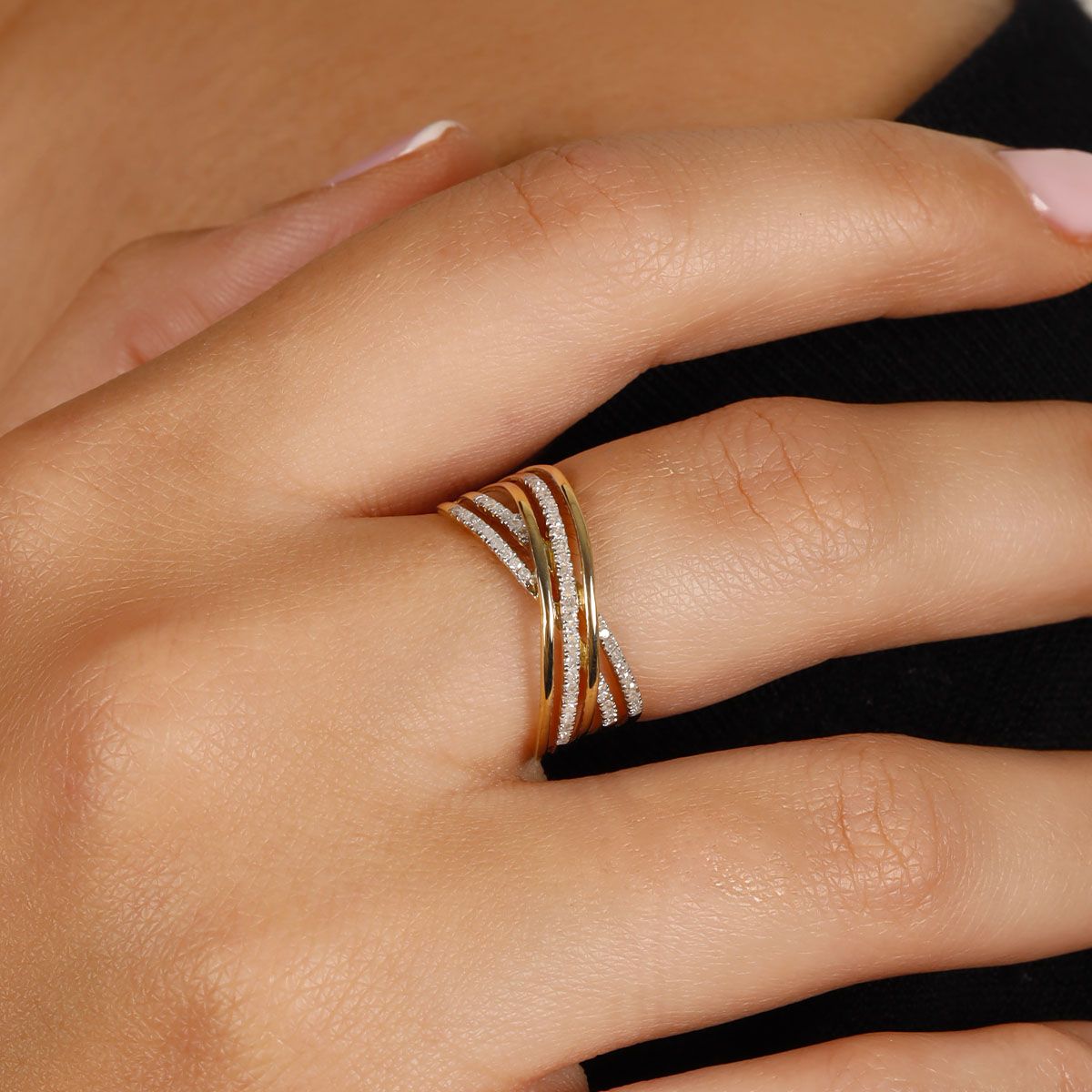 Bague "Lampang" Or et Diamants Bague " Anne" Or jaune et Diamant